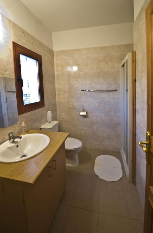 Lania Royal Oak House By Trulycyprus Villa Cameră foto