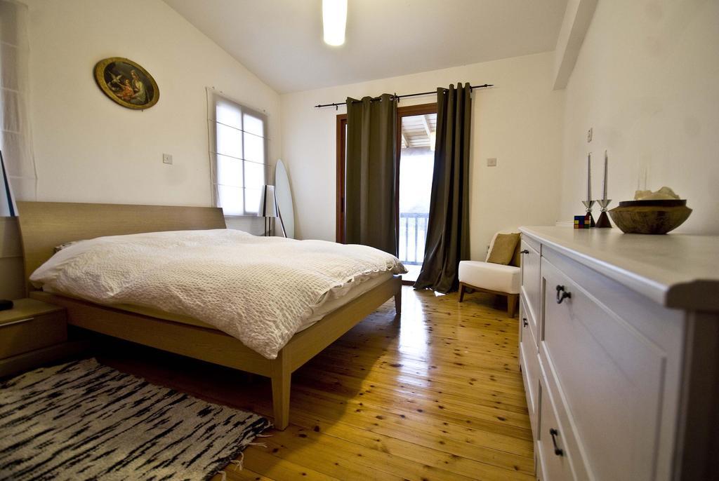 Lania Royal Oak House By Trulycyprus Villa Cameră foto